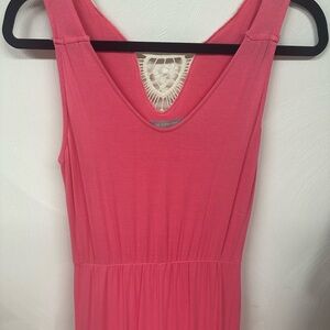 NY Collection Coral Sleeveless dress with Lace Accent